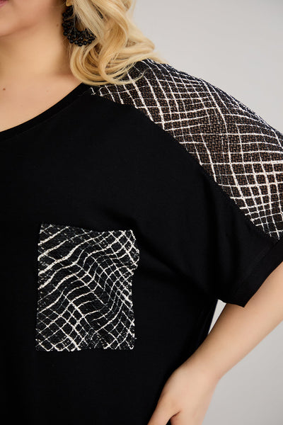 Bluza marime mare cu plasa decorativa - negru