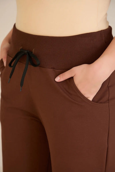 Pantalon larg marime mare cu despicaturi laterale - cafea