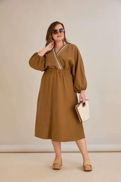 Rochie marime mare din tencel cu decor pe decolteu - cafea - 10964