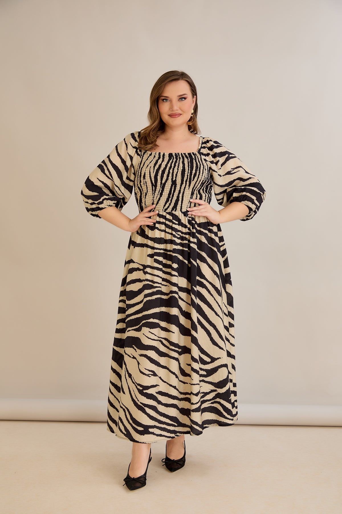 Rochie marime mare lunga de vara cu decolteu patrat - animal print