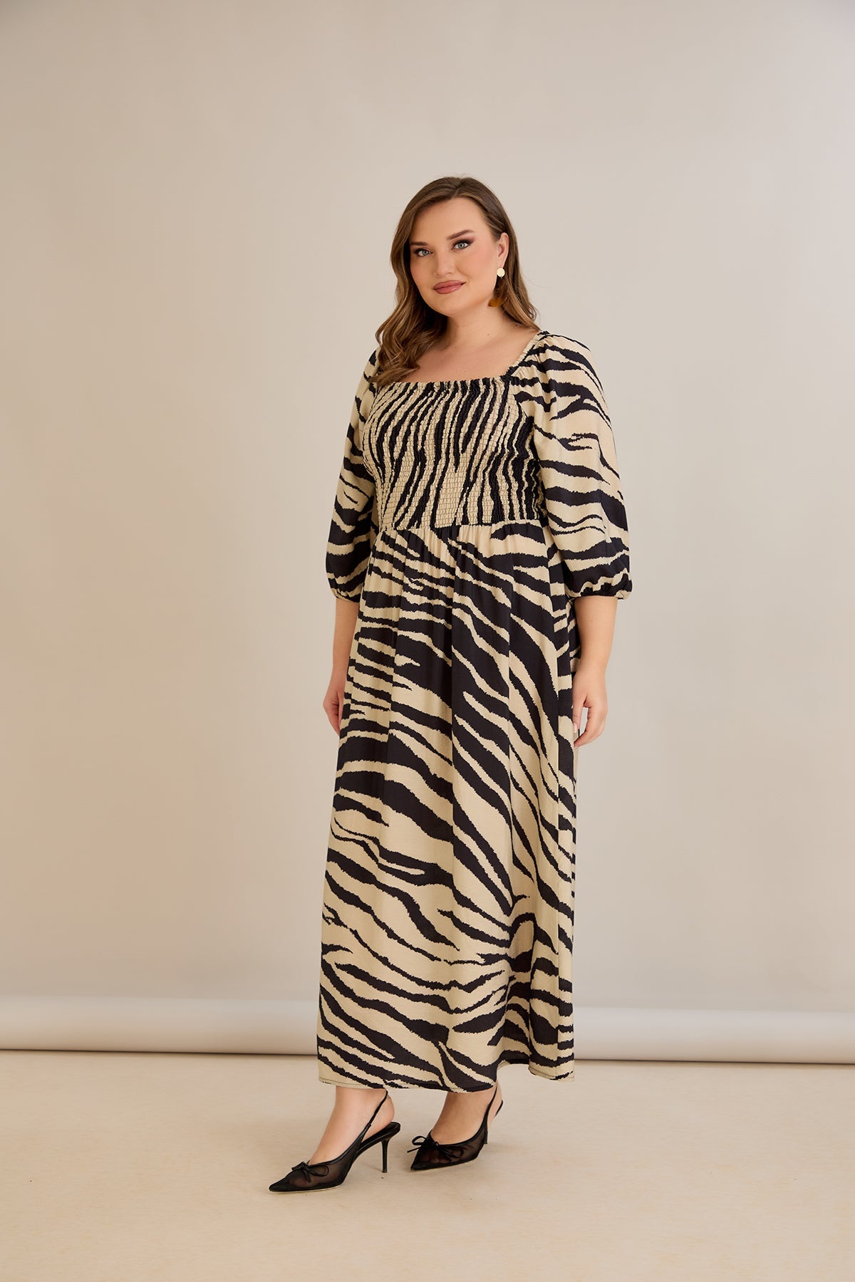 Rochie marime mare lunga de vara cu decolteu patrat - animal print
