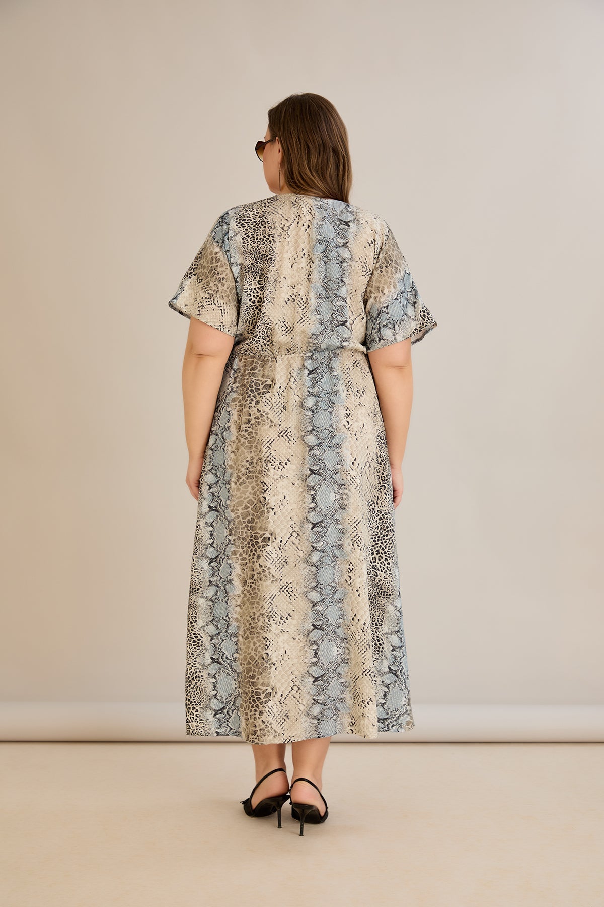 Rochie de vara marime mare cu decolteu in V - nisip marin - 10681