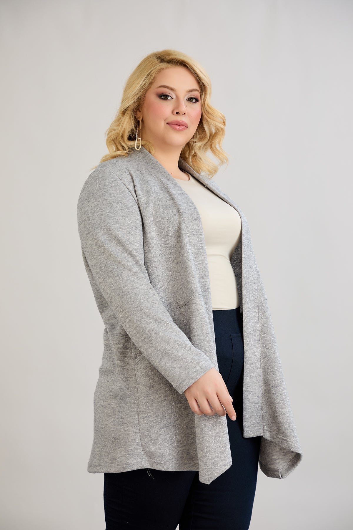Cardigan marime mare din viscoza lame - gri
