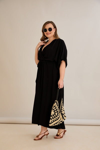Rochie lunga marime mare din viscoza cu buzunare si decolteu in V - negru - 10307