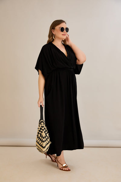 Rochie lunga marime mare din viscoza cu buzunare si decolteu in V - negru - 10307