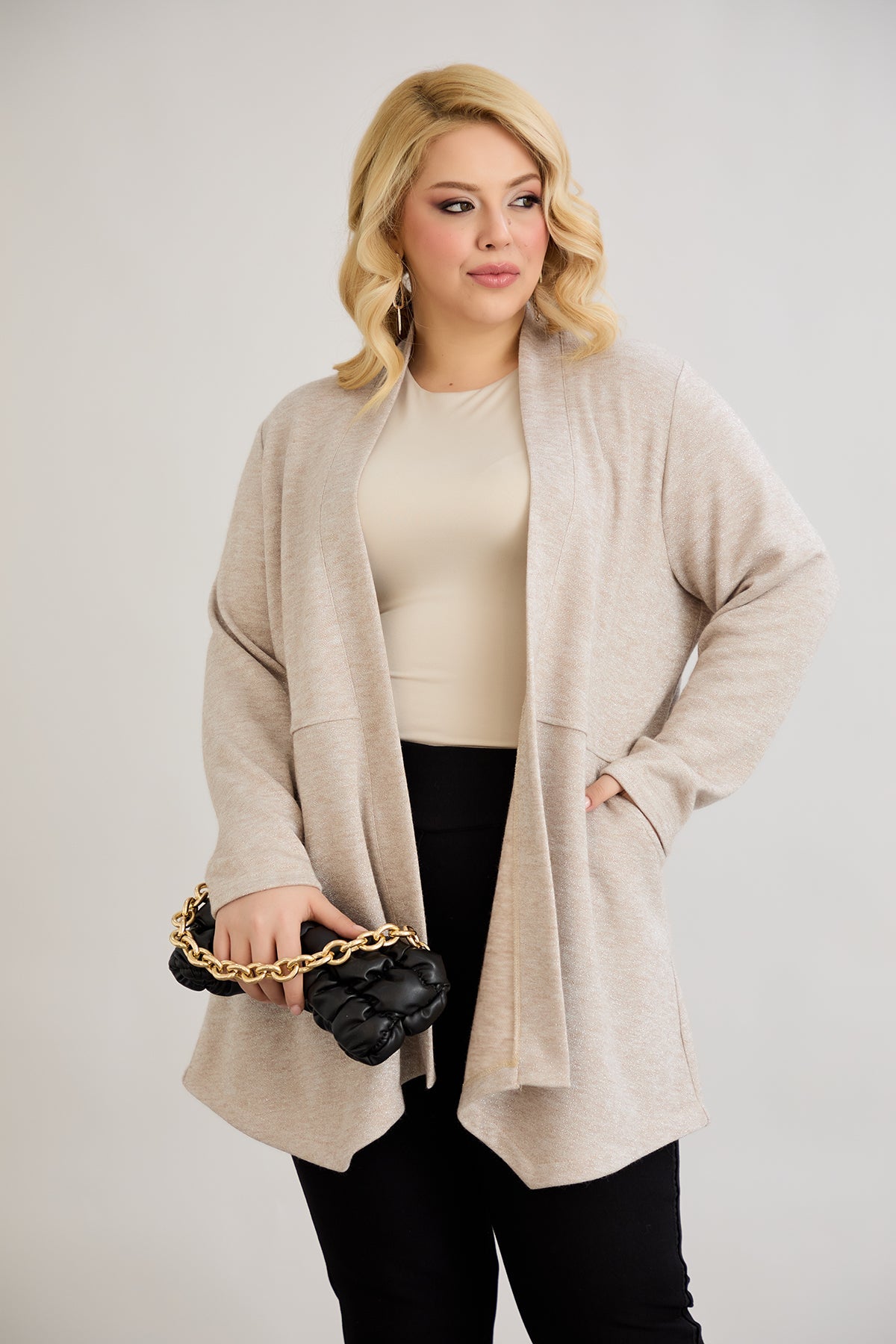 Cardigan marime mare din viscoza lame - bej