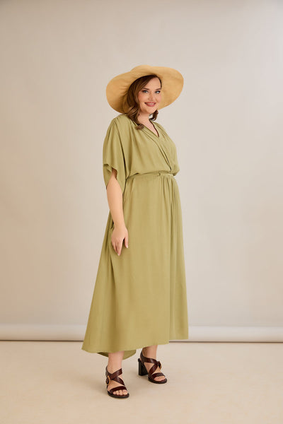 Rochie lunga marime mare din viscoza cu buzunare si decolteu in V - verde - 10307
