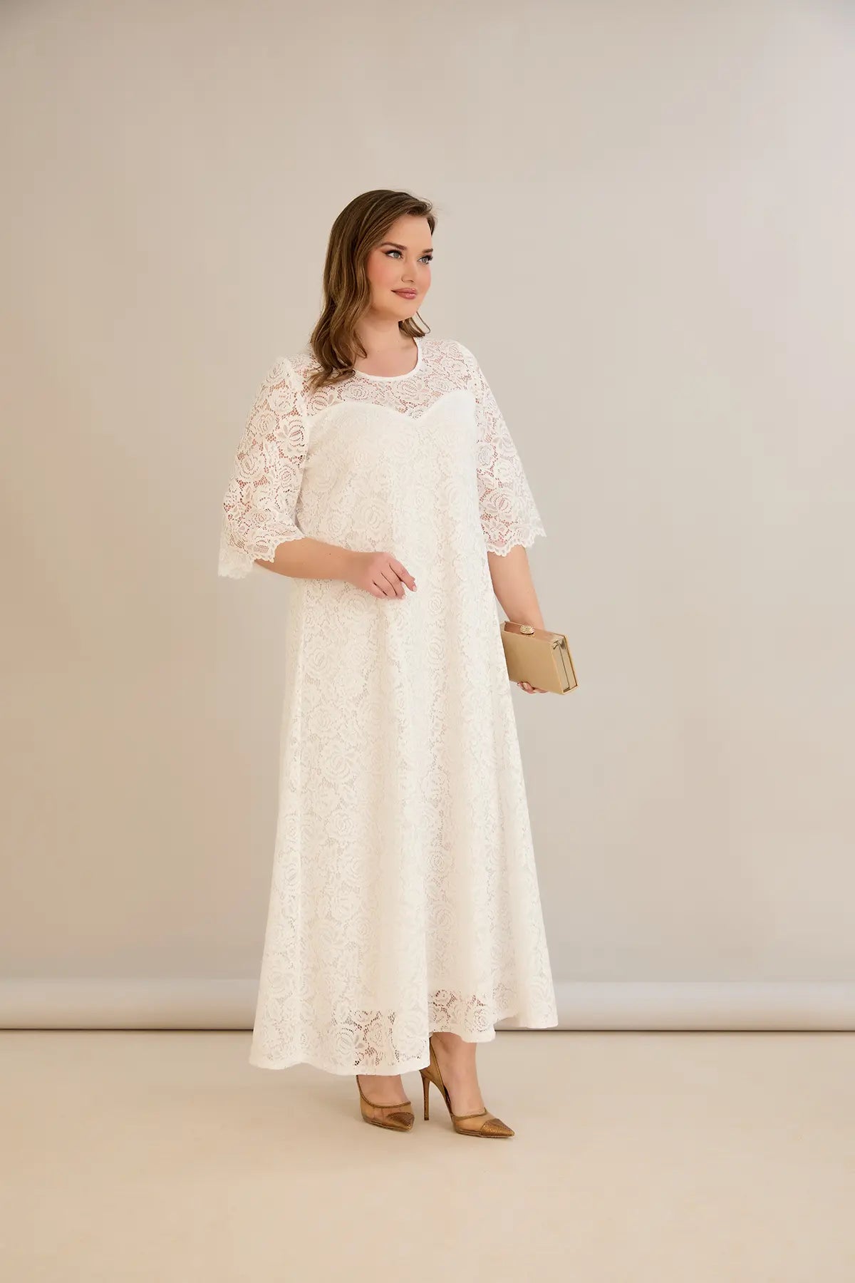 Rochie marime mare de mireasa lunga din dantela linie A