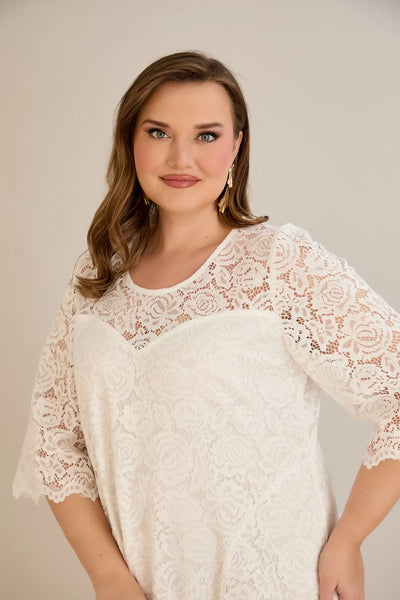 Rochie marime mare de mireasa lunga din dantela linie A