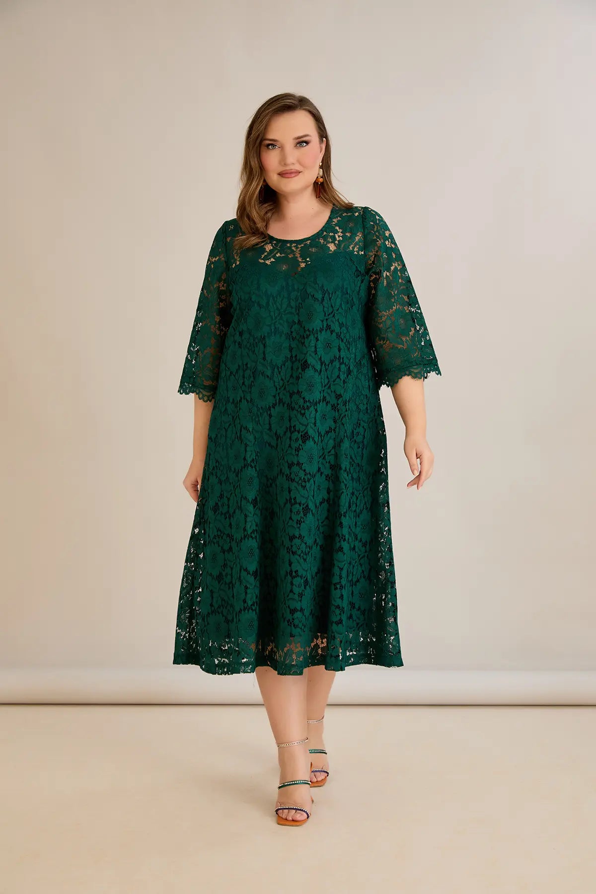 Rochie marime mare din dantela croiala A - verde
