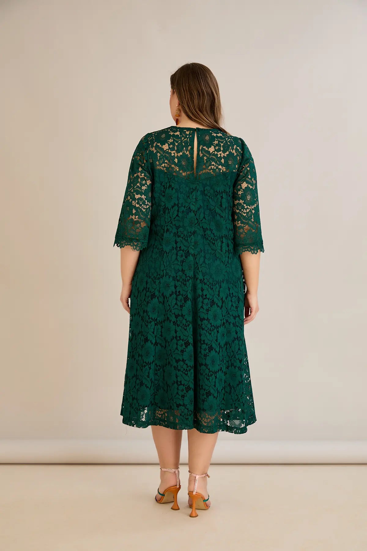 Rochie marime mare din dantela croiala A - verde