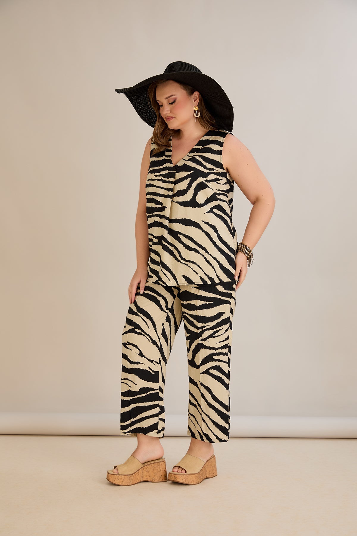 Compleu marime mare de vara din 2 piese pantaloni + maiou - 10752