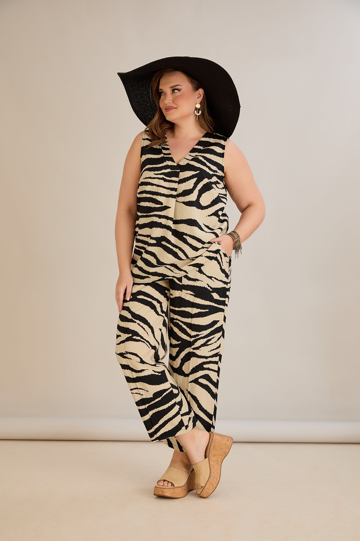Compleu marime mare de vara din 2 piese pantaloni + maiou - 10752