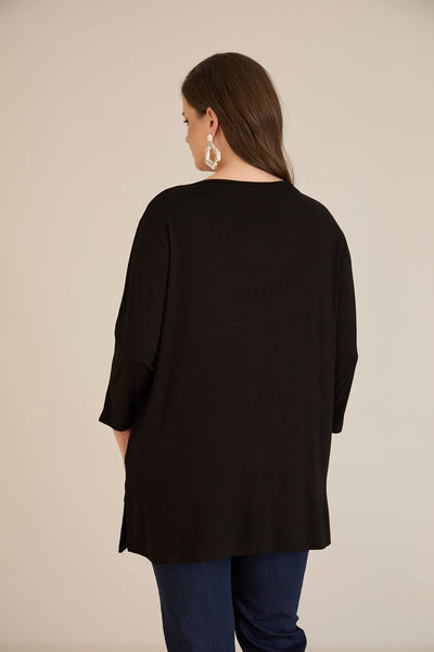 Tunica marime mare din vascoza cu imprimeu floral – negru