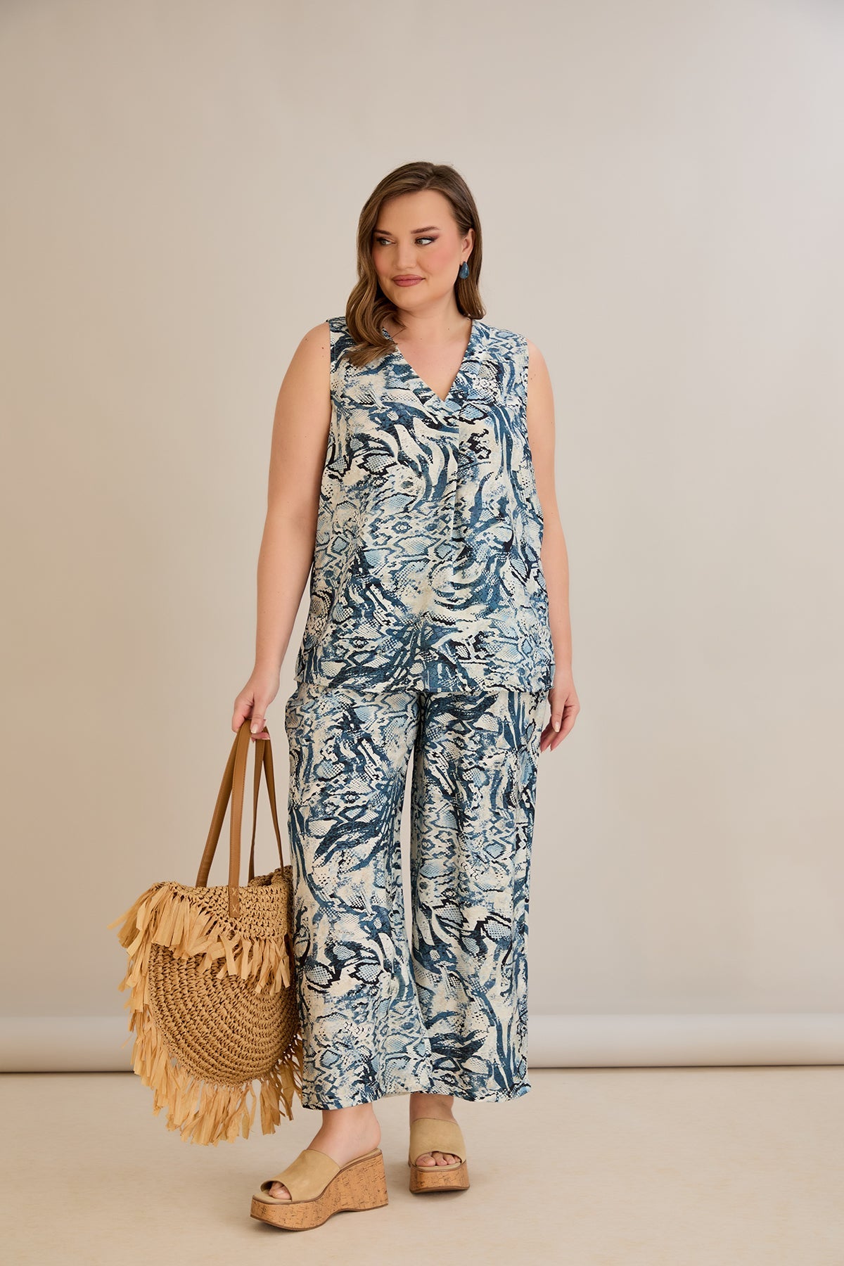 Compleu marime mare de vara din 2 piese pantaloni + maiou - 10752/10672