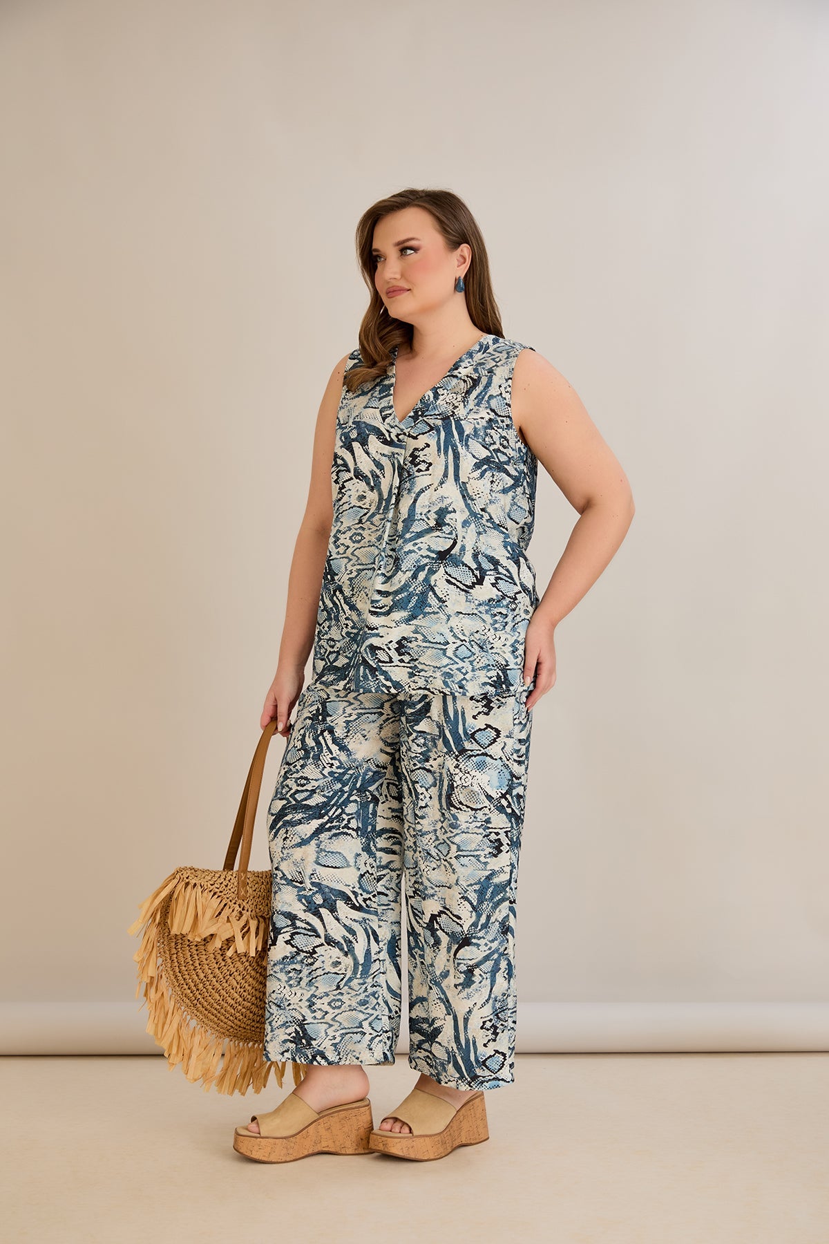 Compleu marime mare de vara din 2 piese pantaloni + maiou - 10752/10672