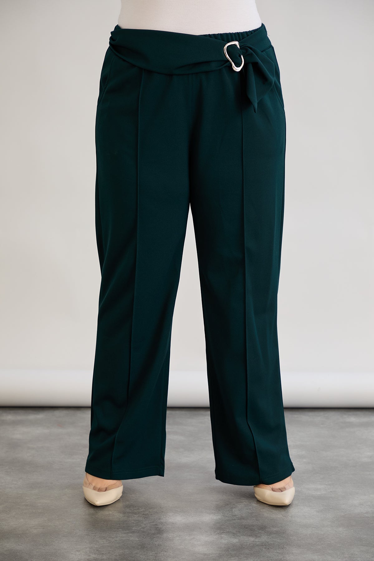 Pantalon marime mare cu cataramă si talie inalta - verde