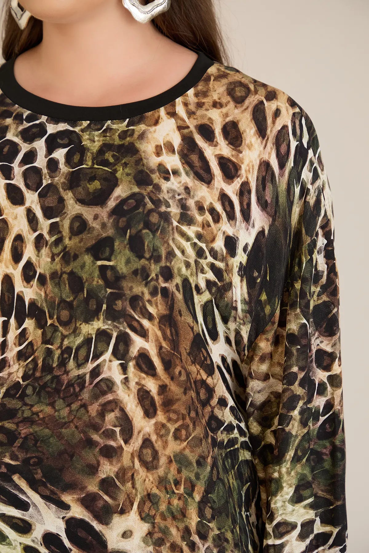 Bluză mărime mare elegantă de toamnă – imprimeu leopard