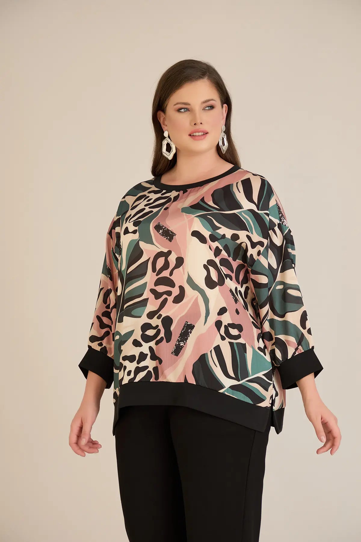 Bluză mărime mare elegantă de toamnă – multicolor