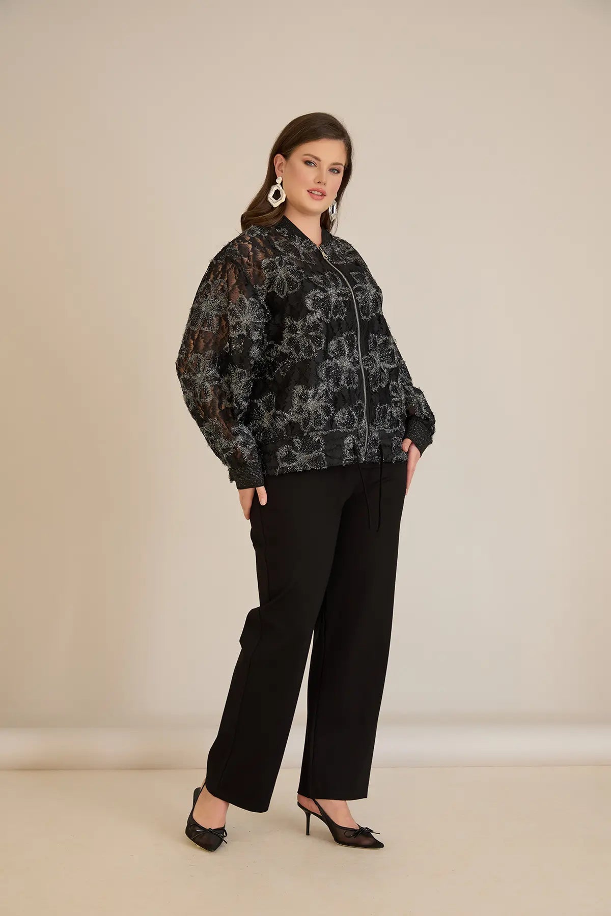 Jachetă elegantă mărime mare cu motive florale argintii