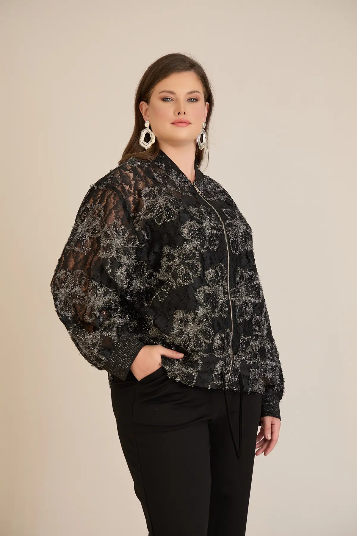 Jachetă elegantă mărime mare cu motive florale argintii