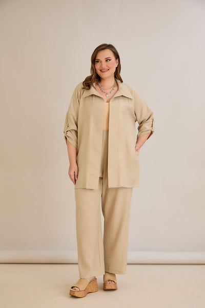 Compleu elegant marime mare cu pietricele delicate - bej