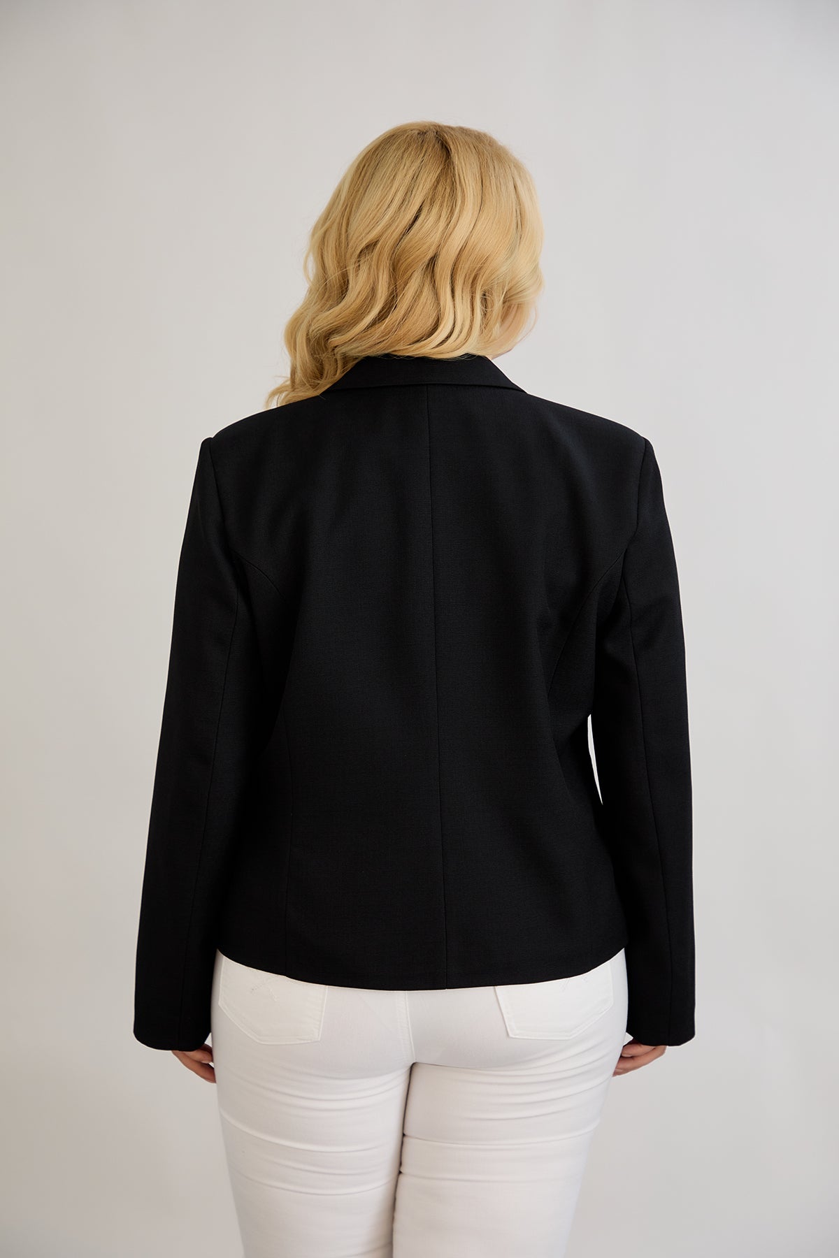 Sacou marime mare modern scurt in-bumbac - negru