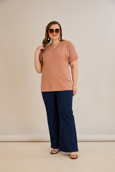 Tricou marime mare din bumbac cu decolteu in V - caramel