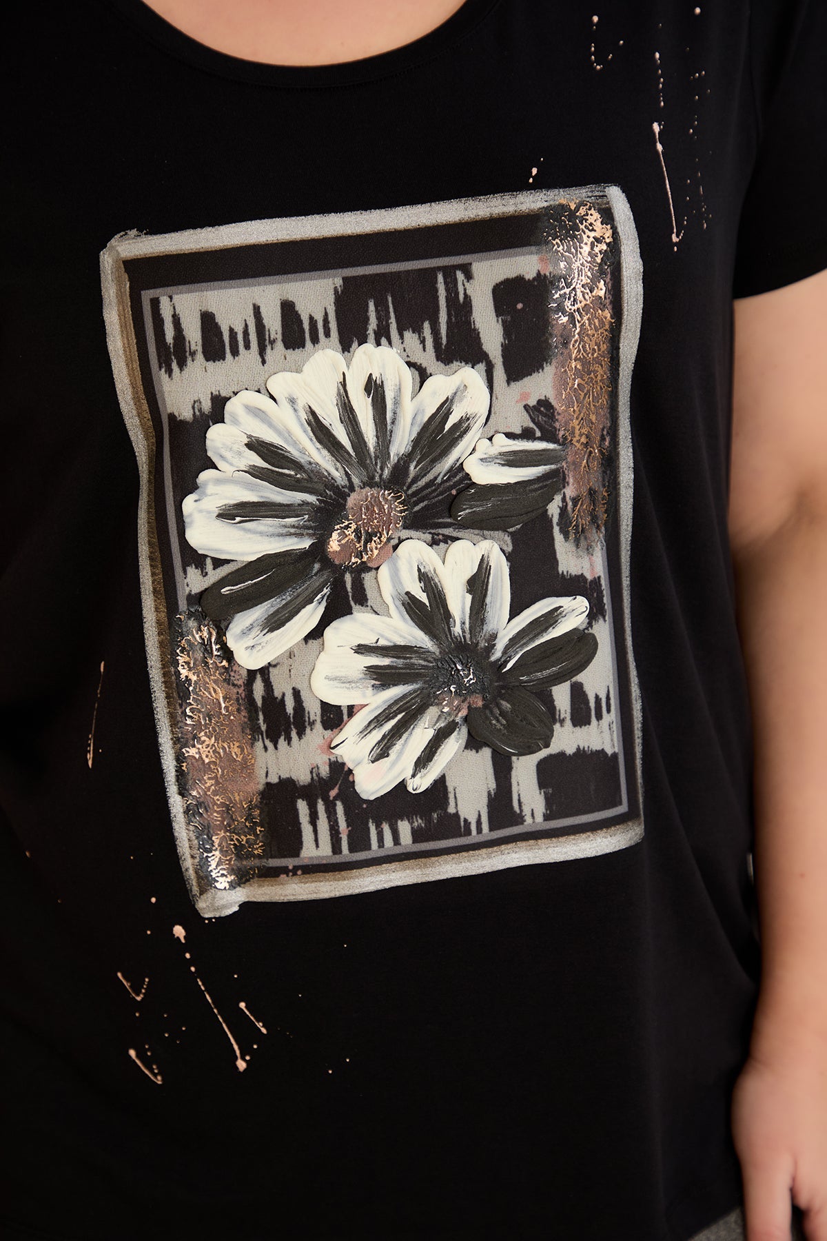 Tricou marime mare din viscoza cu imprimeu pictat III - Margarete 10881