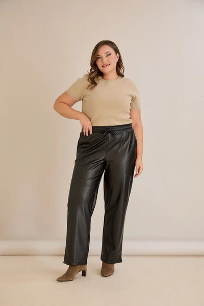 Pantalon mărime mare din piele croială dreaptă – negru