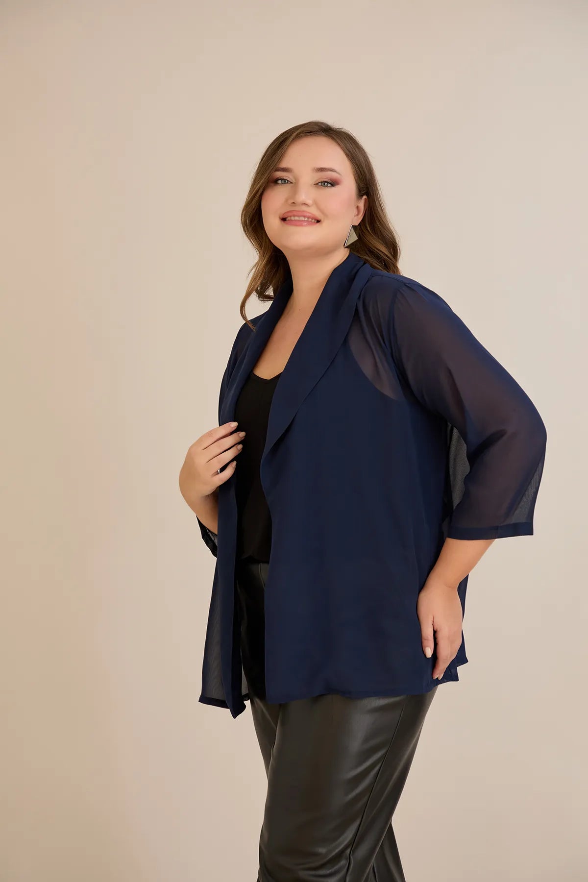 Pelerină festivă mărime mare din șifon – bleumarin