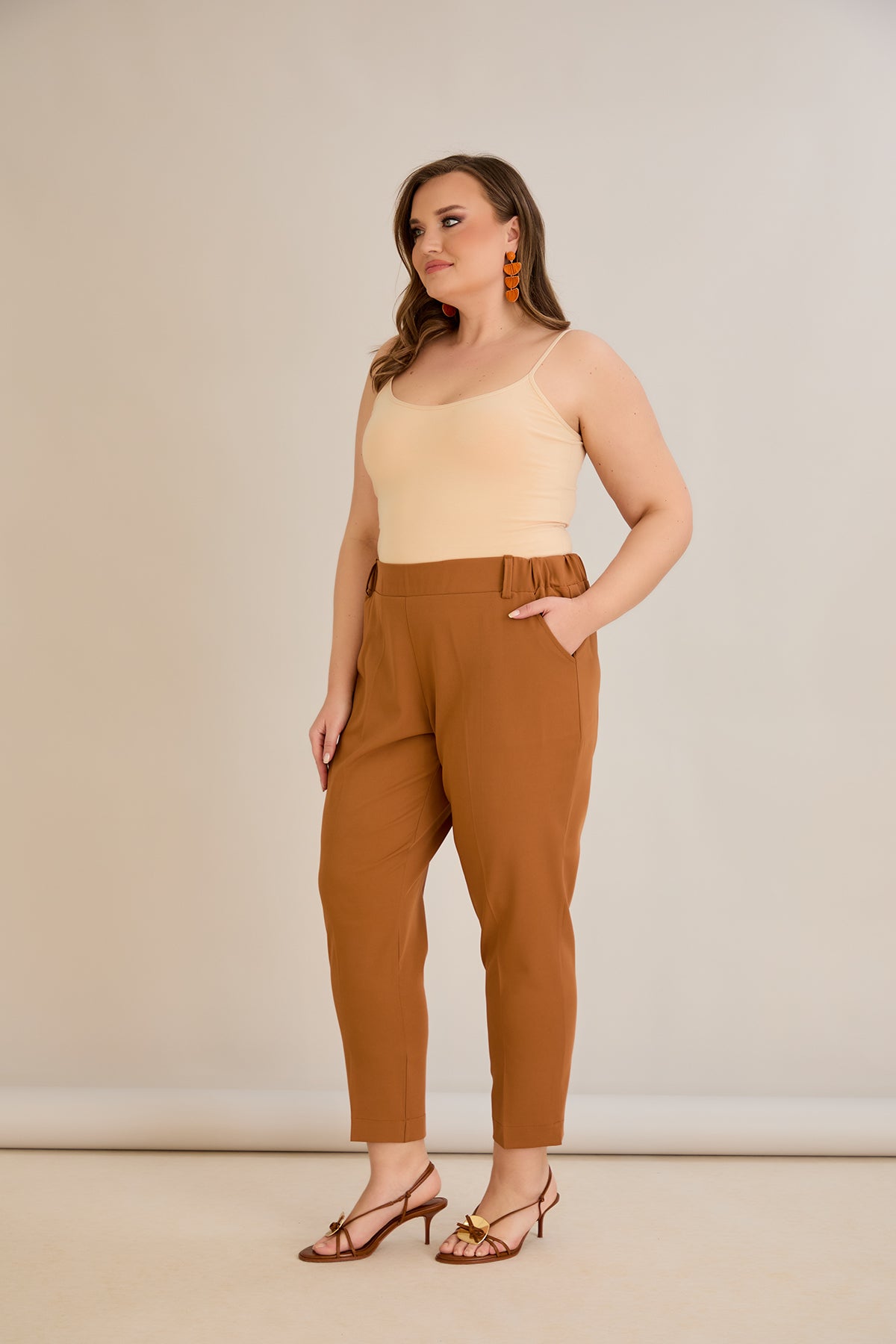 Pantaloni marimi mari elastici de vara - caramel