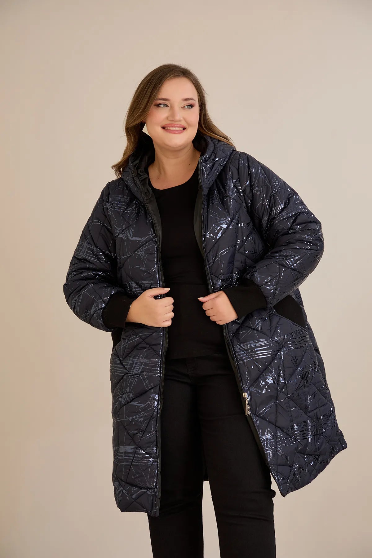 Geacă mărime mare matlasată cu croială în A – bleumarin