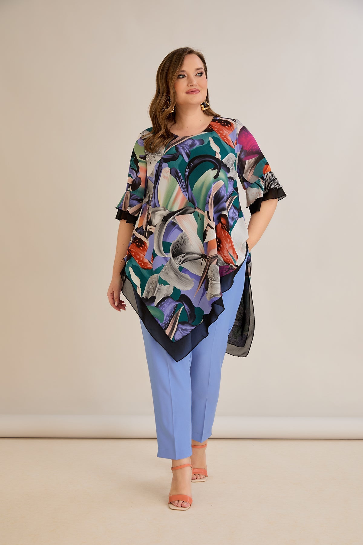 Tunica marime mare din sifon - flori