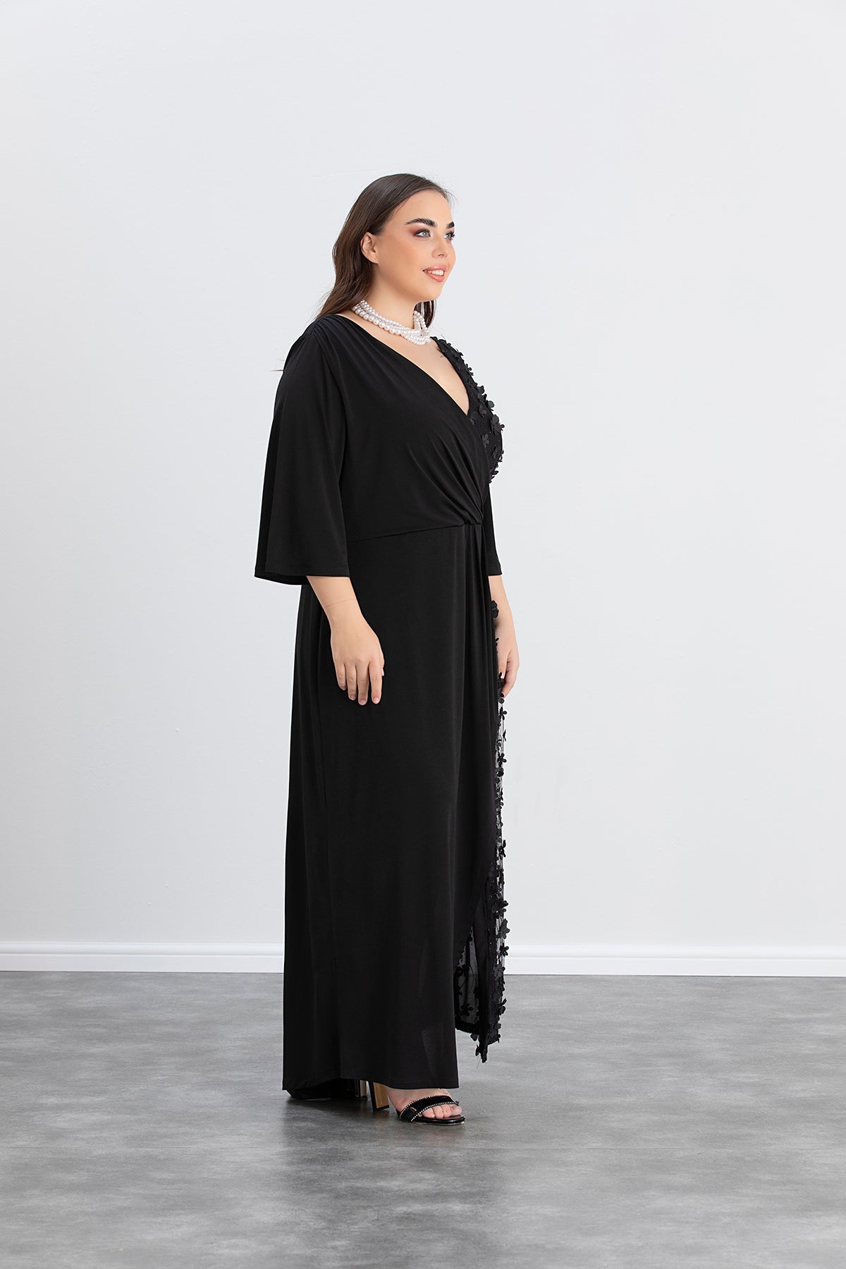 Rochie lunga marime mare atractiva cu decor modern - extra marimi mari