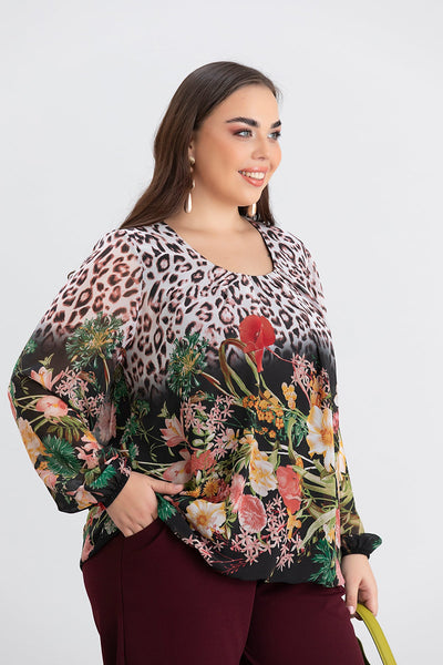Bluza marime mare cu croiala libera - flori de primavara