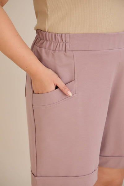 Pantaloni scurti marimi mari - roz