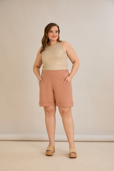 Pantaloni scurti marimi mari - moca