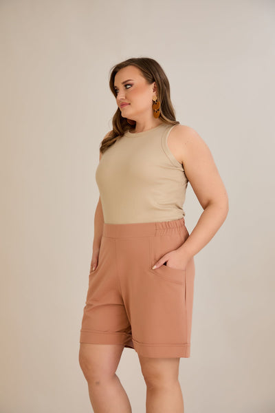 Pantaloni scurti marimi mari - moca