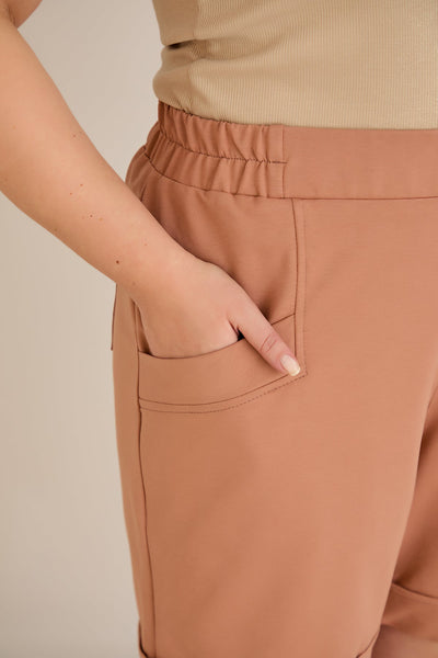 Pantaloni scurti marimi mari - moca