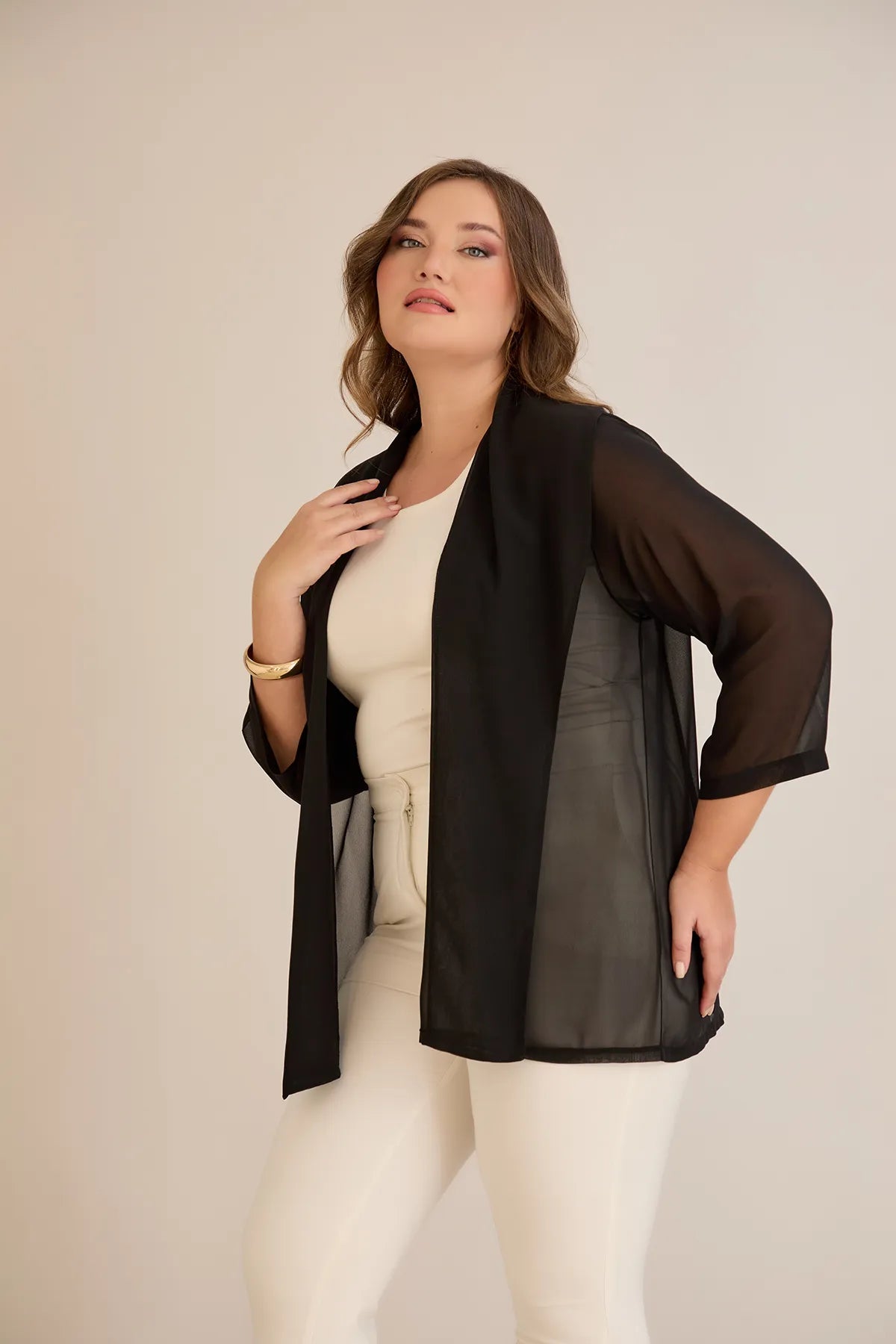 Pelerină festivă mărime mare din șifon – negru