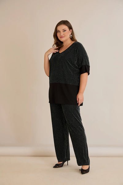 Compleu elegant marime mare din tricot reiat cu lame și spate atrăgător – verde închis