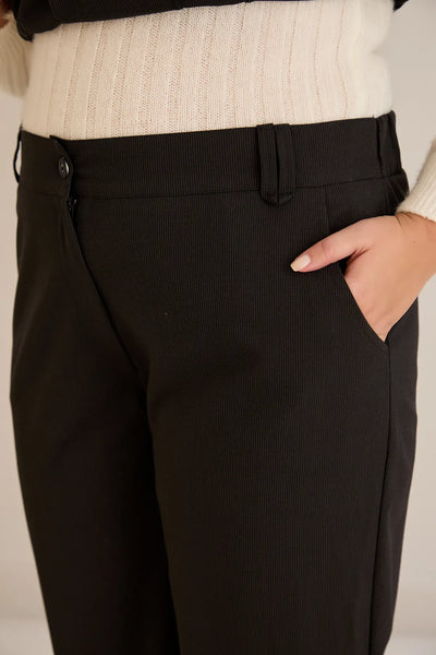 Pantalon elegant mărime mare cu dungi discrete