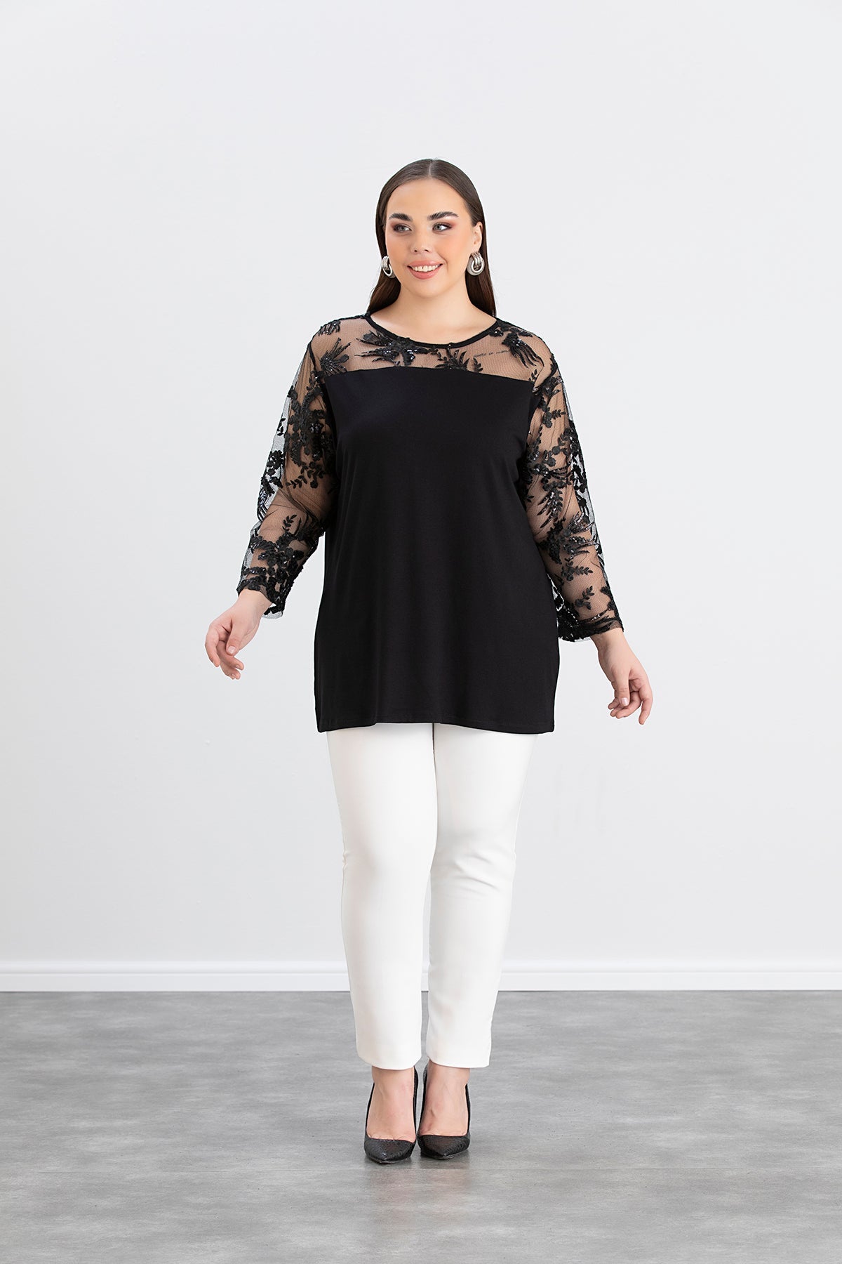 Bluza festiva marime mare din viscoza cu dantela luxoasa