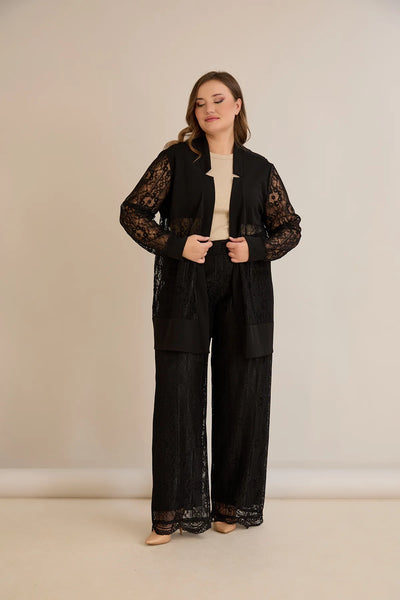 Compleu mărime mare elegant de sărbătoare din dantelă