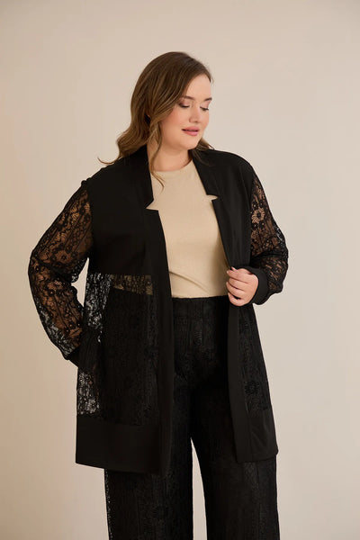 Compleu mărime mare elegant de sărbătoare din dantelă