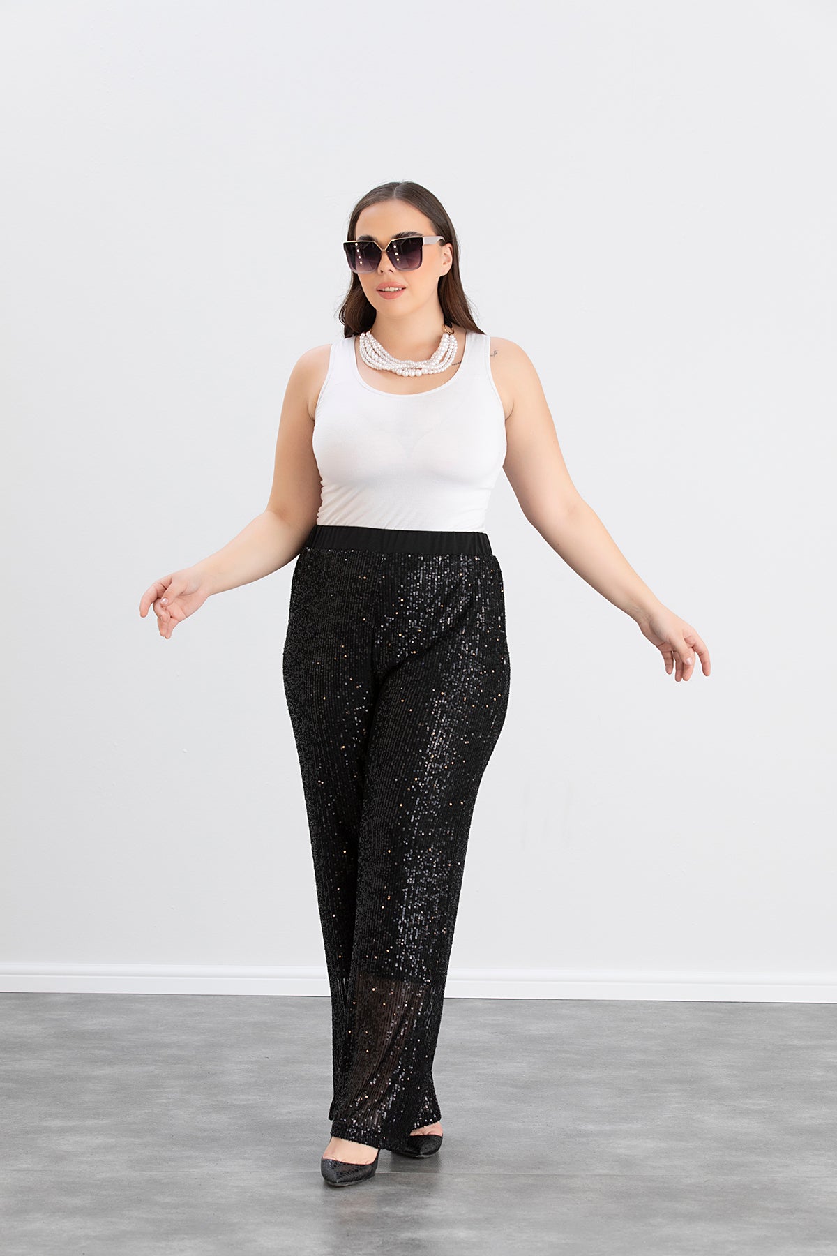 Pantalon marime mare din paiete