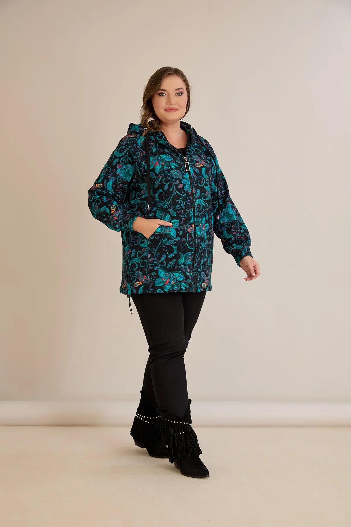 Hanorac mărime mare din bumbac cu glugă și șnururi, cu model paisley