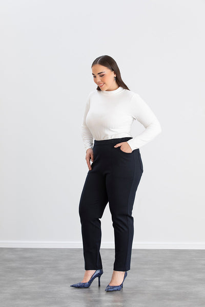 Pantalon gros marime mare cu tiv si buzunare in fata - albastru inchis
