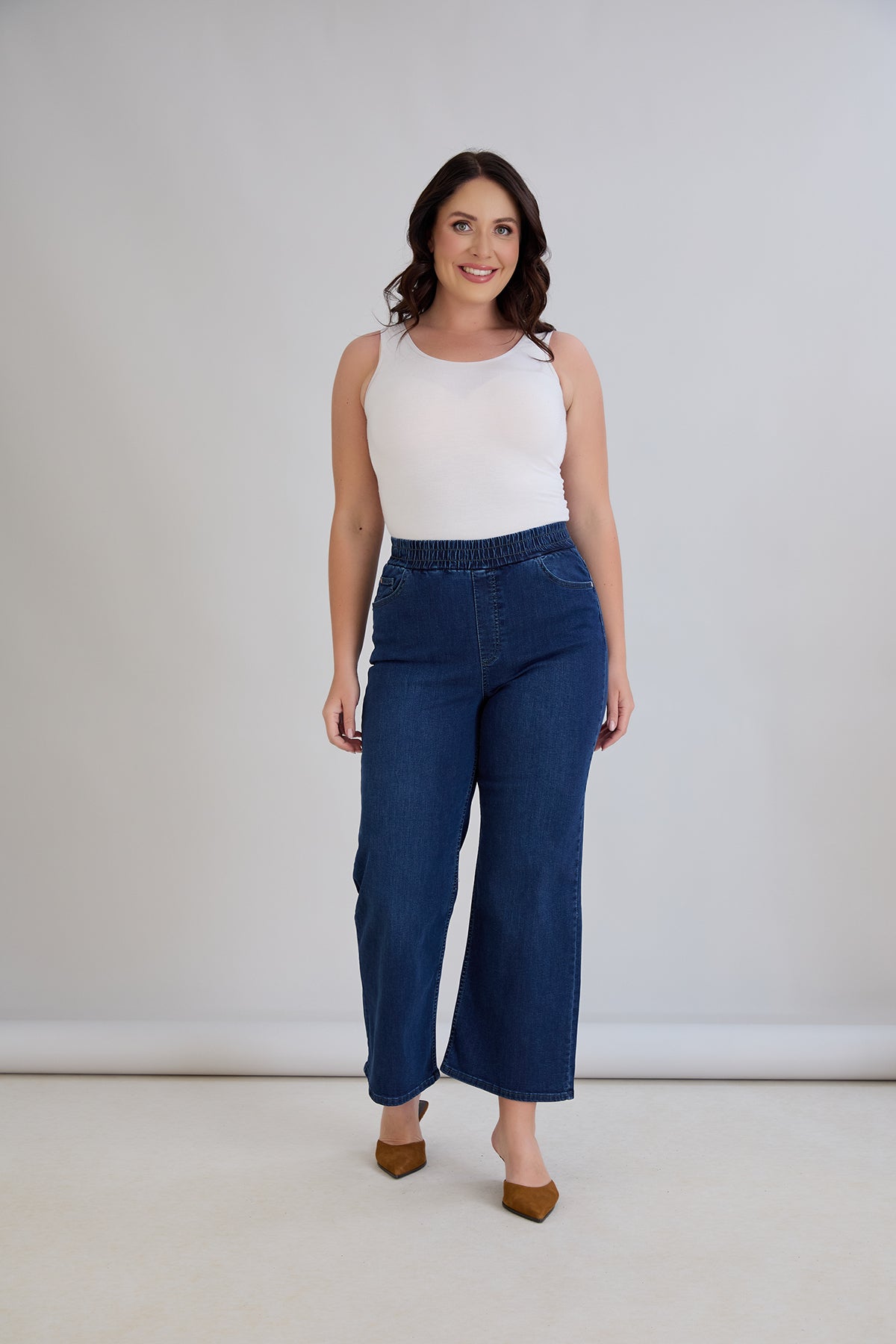 Blugi evazati marimi mari Basic - denim